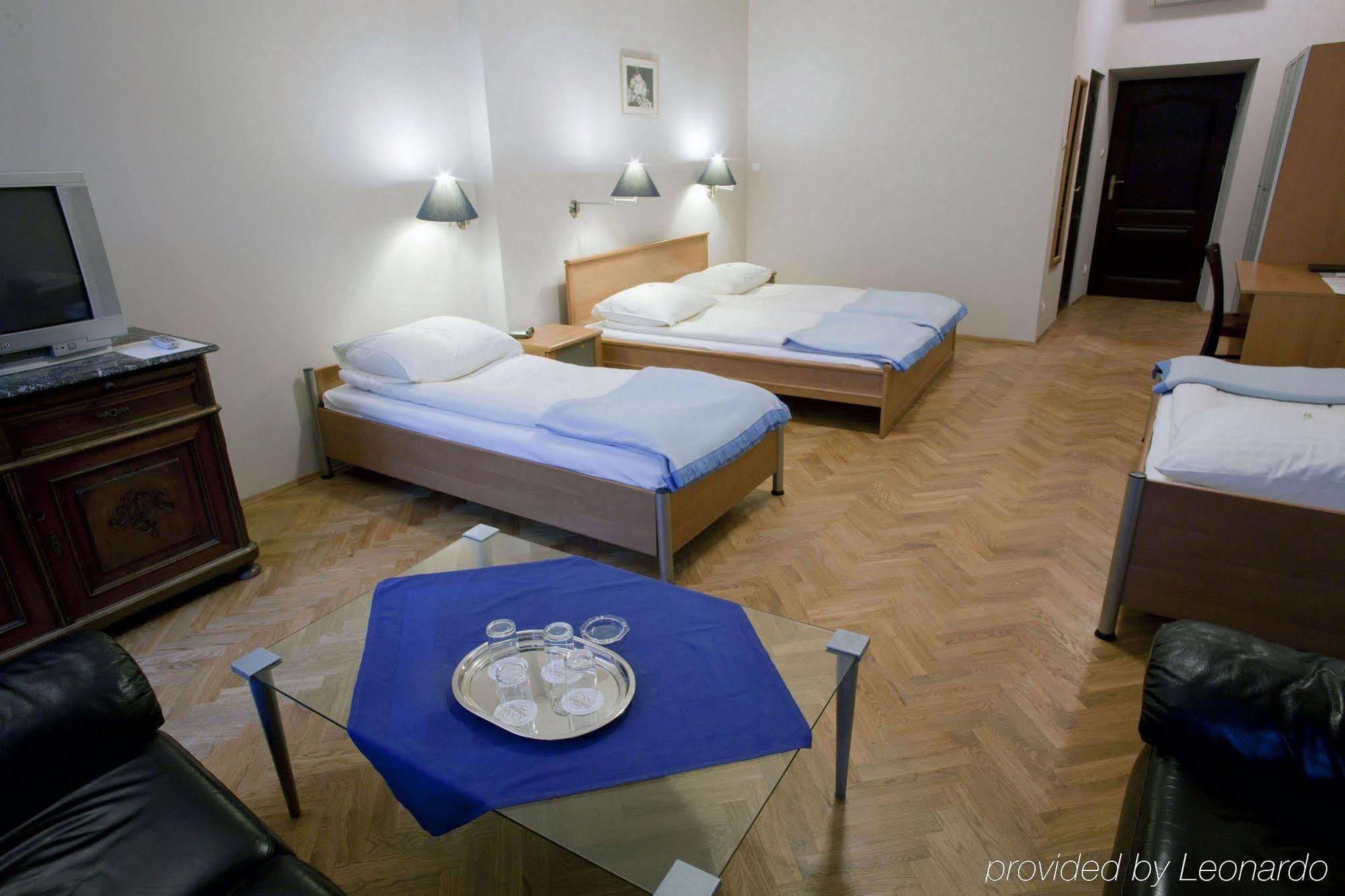 Hotel Floryan Old Town Krasków Δωμάτιο φωτογραφία